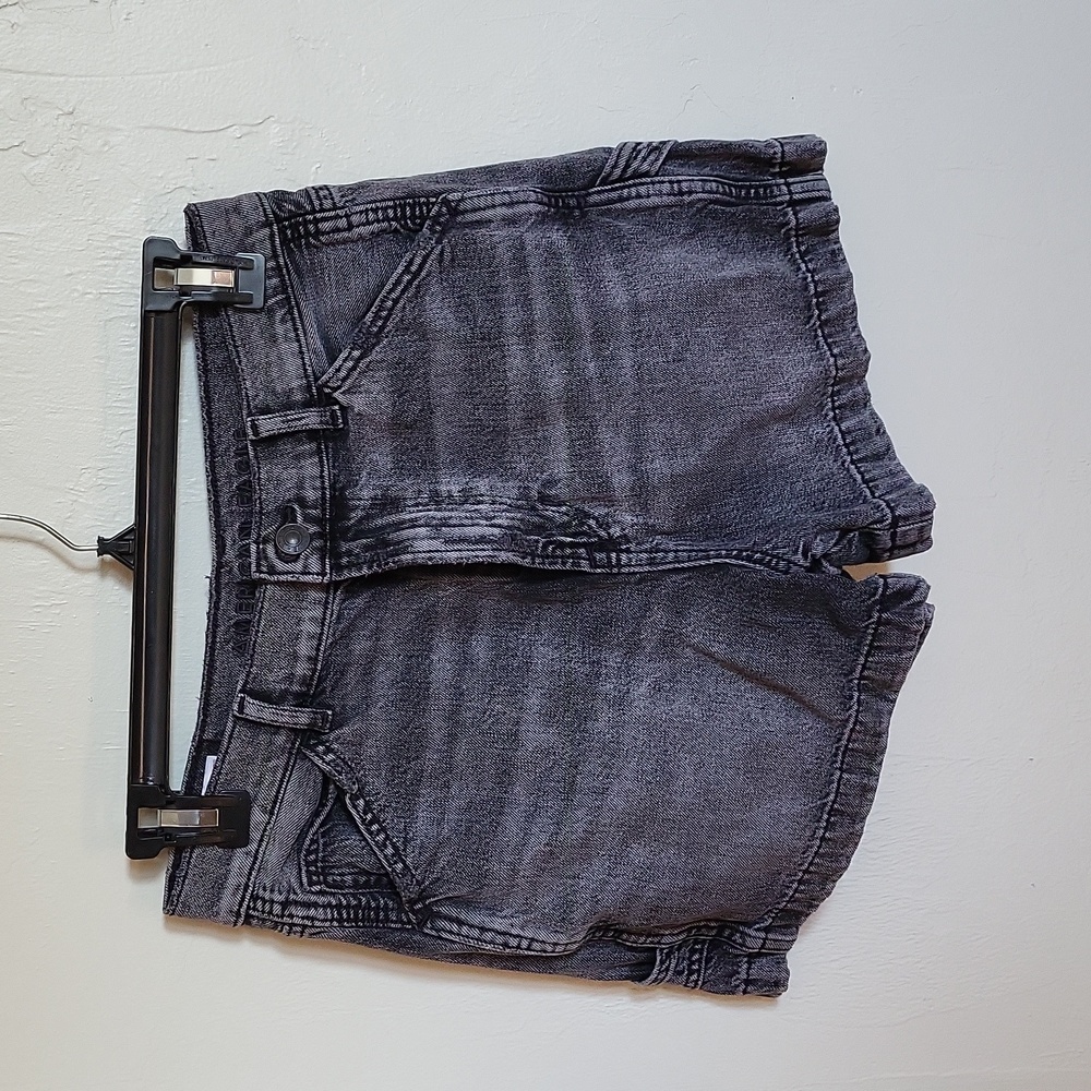 AE Grey Cargo Shorts